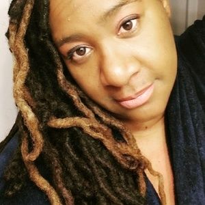 Meet your Posher, Sonia